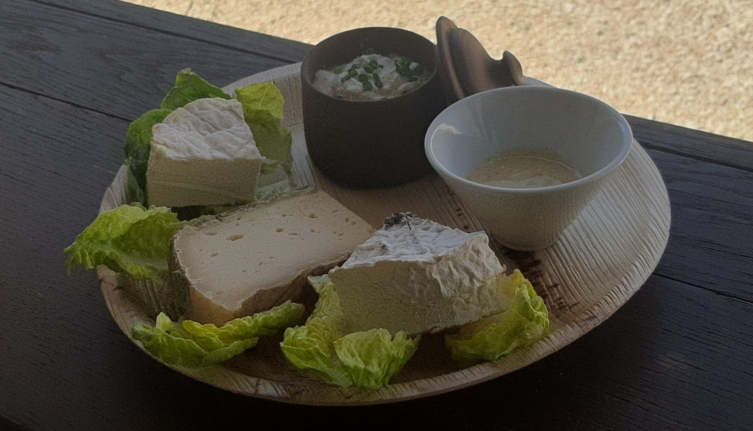 Photo de d'un assortiment de fromages locaux